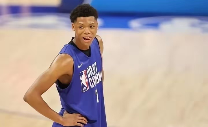 虽然拿下的, 和艾斯贝利 虽然拿下的, 和艾斯贝利