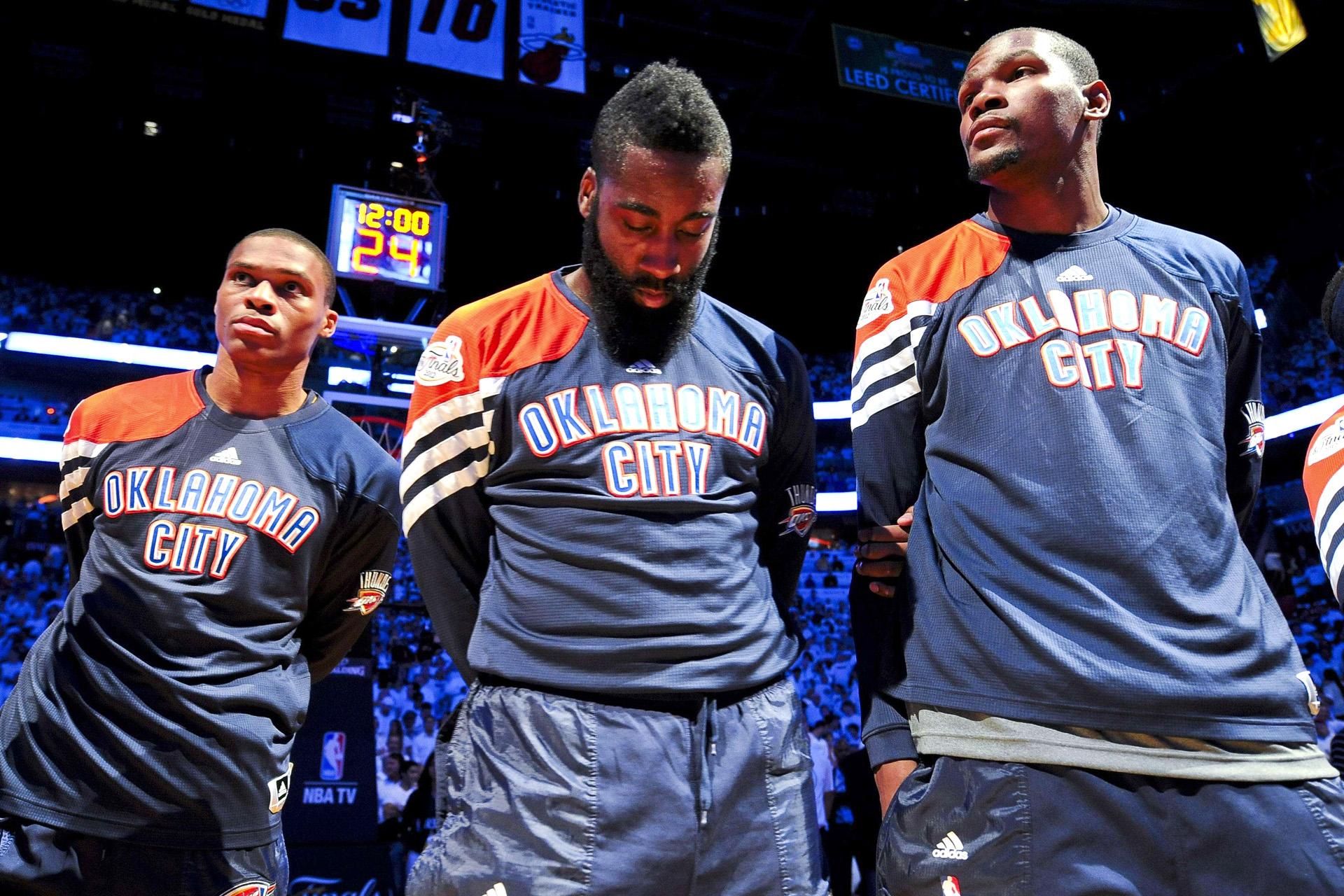 尽管范弗利, amp, 力球员 尽管范弗利, amp, 力球员