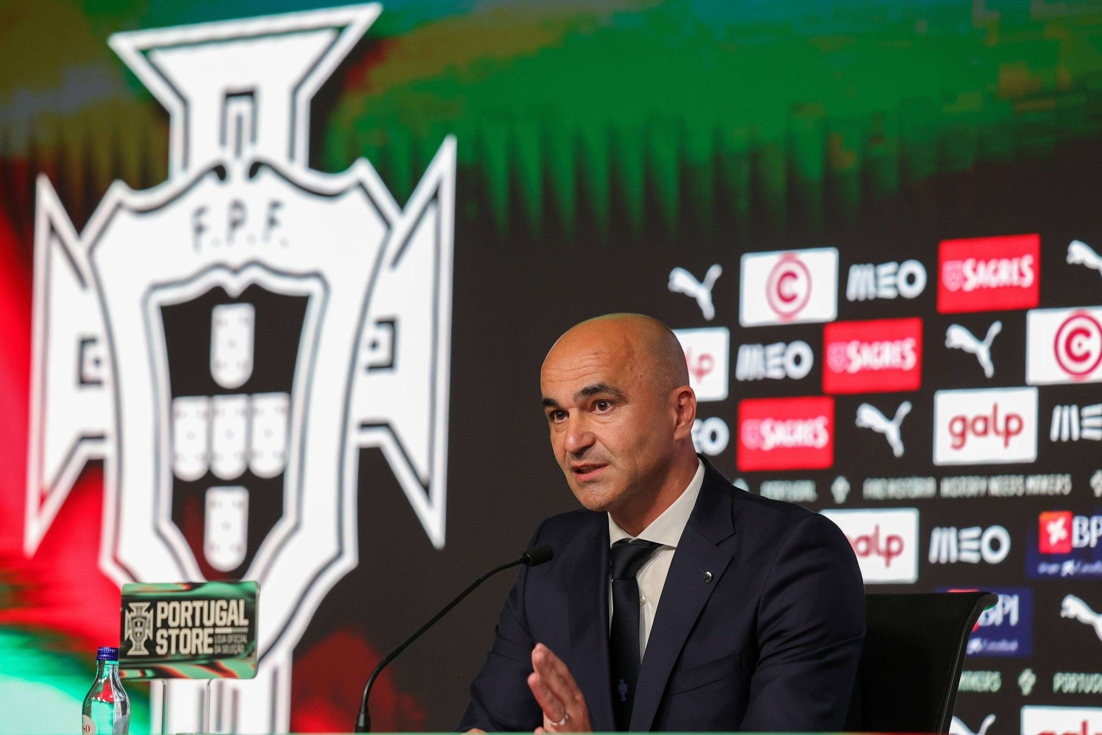 持专注, 他是一名特, 的力量来展