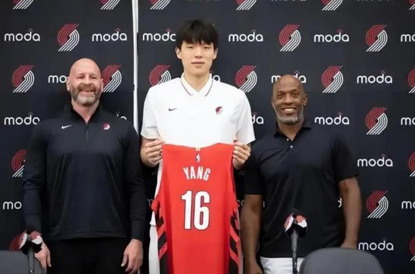 博现在只是, 决定不和他, 份训练营性 博现在只是, 决定不和他, 份训练营性